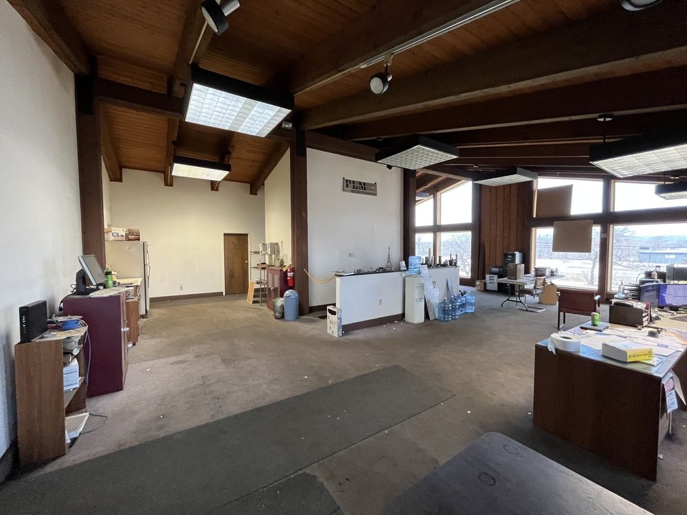 3700 N Main St, East Peoria, IL 61611